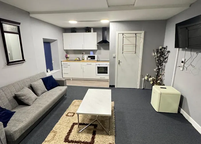 Bed & Breakfast Habibi House Longford